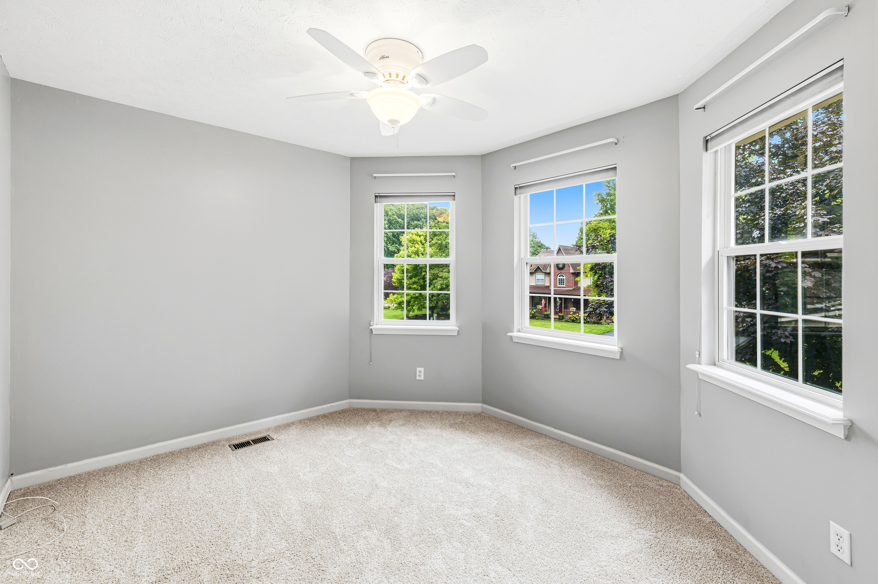 4809 Melbourne Road Indianapolis, IN 46228 - Photo 31 of 40 Gallery Image 31