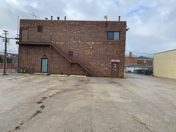 $3,000,000 | 5130-50 North Cicero Avenue, Chicago, IL 60630