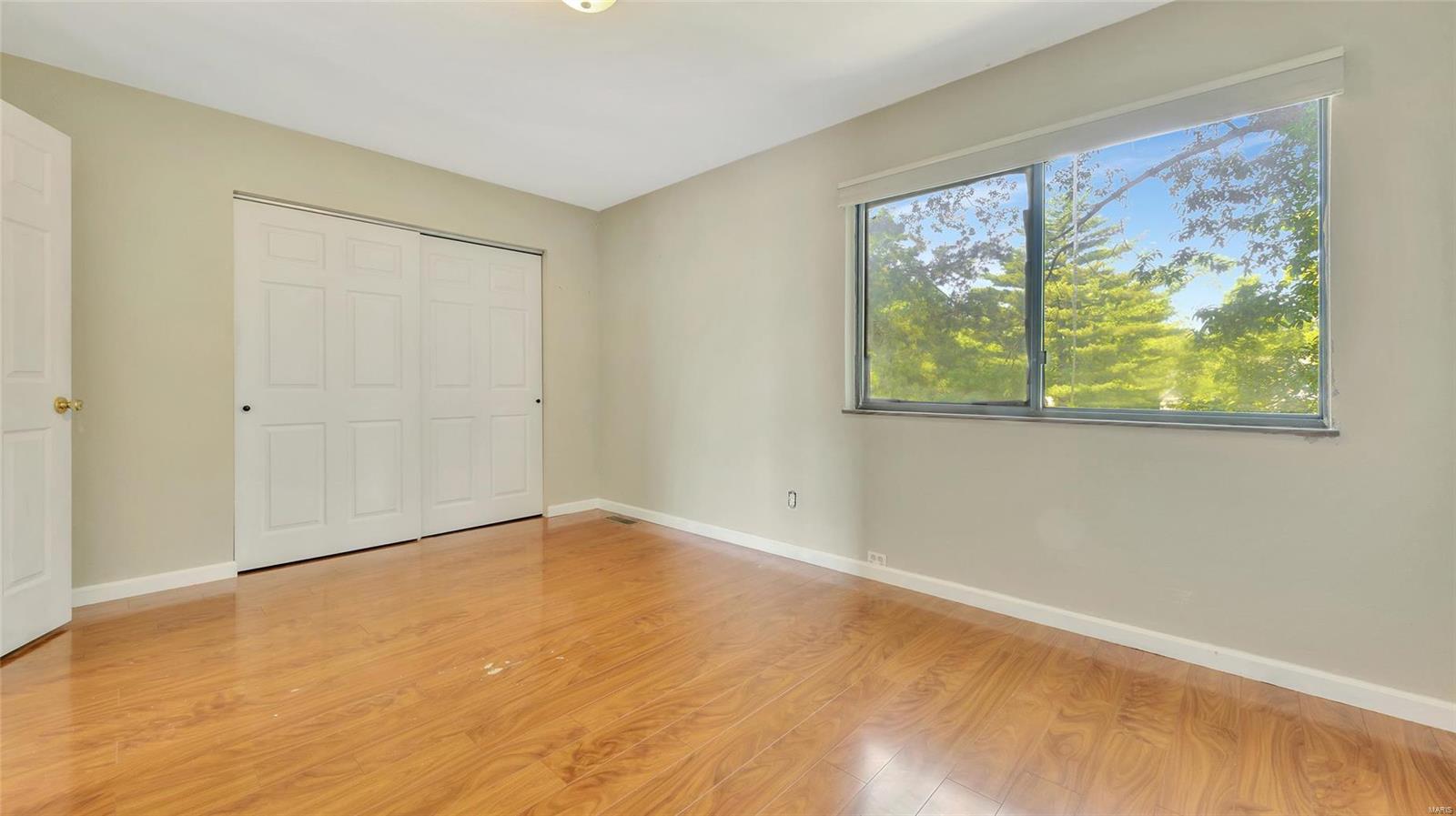 873 Portsdown Road Ballwin, MO 63011 - Photo 16 of 32 Gallery Image 16