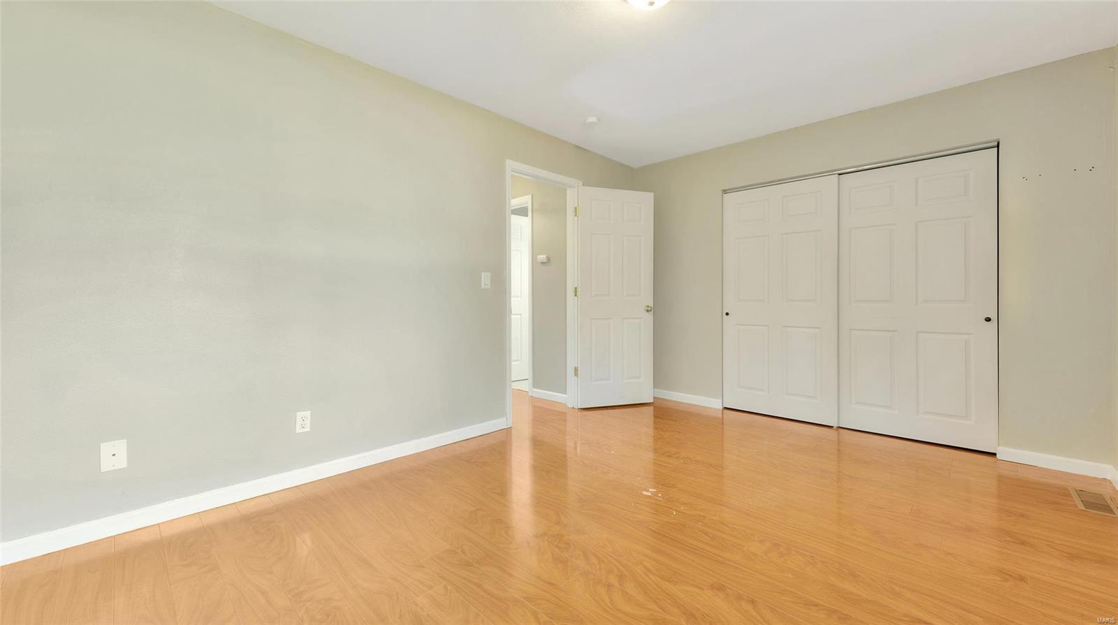 873 Portsdown Road Ballwin, MO 63011 - Photo 17 of 32 Gallery Image 17