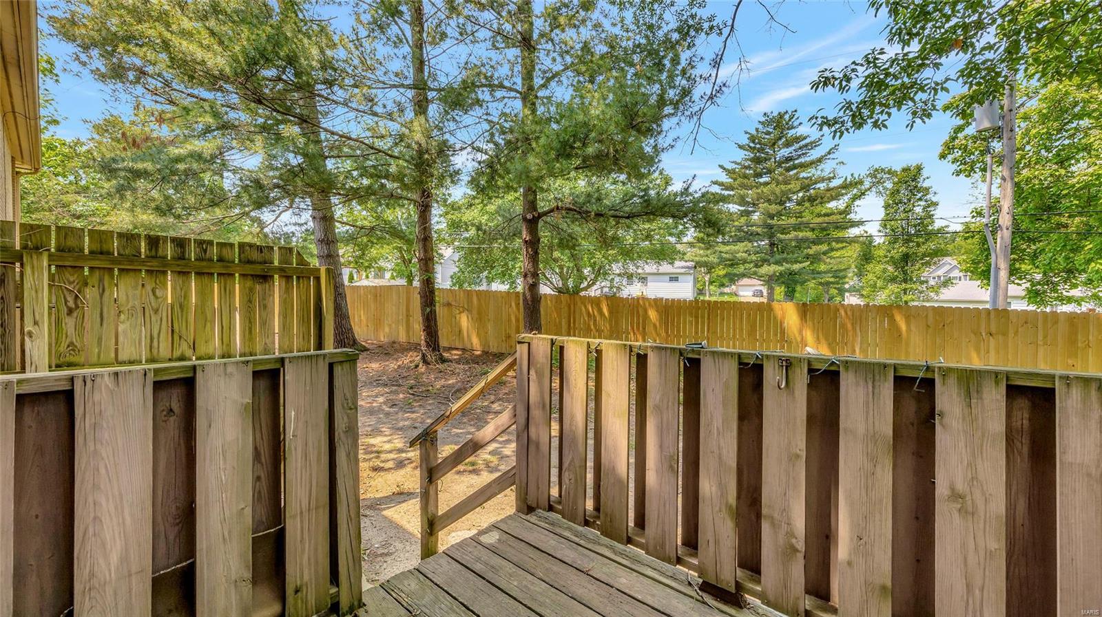 873 Portsdown Road Ballwin, MO 63011 - Photo 26 of 32 Gallery Image 26