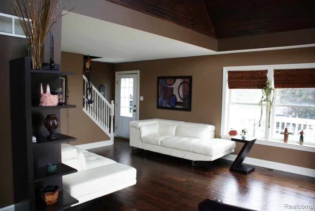 3882 Peters Road Columbiaville, MI 48421 - Photo 21 of 44 DSC07499.JPG