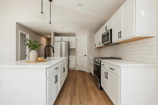 $453,990 | 2839 Ruby Street, Traverse City, MI 49684