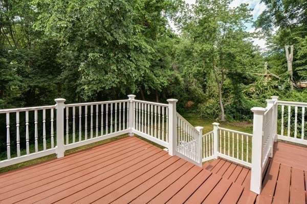 196 Crossfield Road Franklin, MA 02038 - Photo 21 of 27 Gallery Image 21