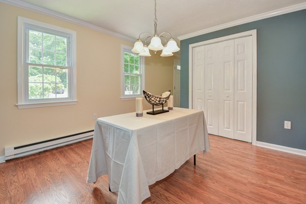 196 Crossfield Road Franklin, MA 02038 - Photo 10 of 27 Gallery Image 10