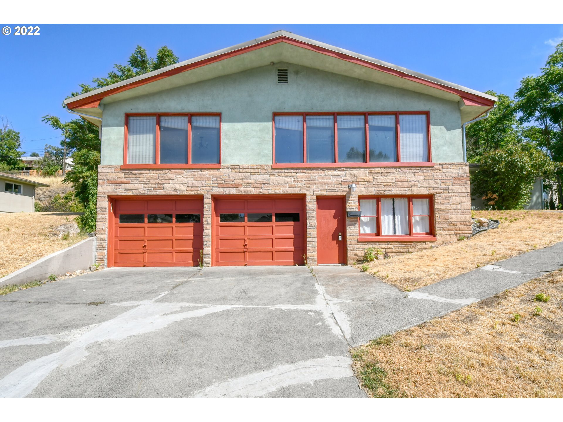 626 Northwest 7th Street Pendleton, OR 97801 - Photo 2 of 32