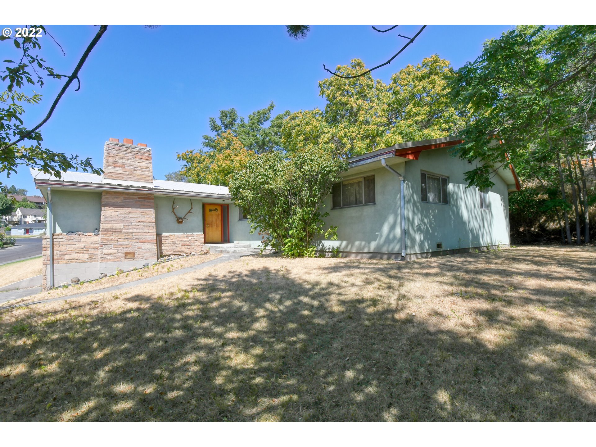 626 Northwest 7th Street Pendleton, OR 97801 - Photo 4 of 32