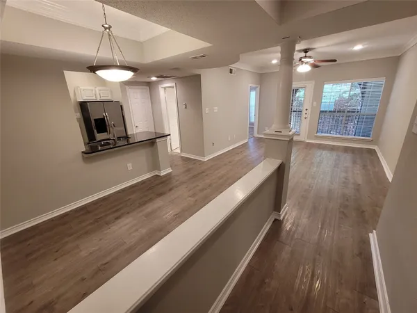 $1,975 | 2350 Westcreek Lane, Unit 6112, Houston, TX 77027