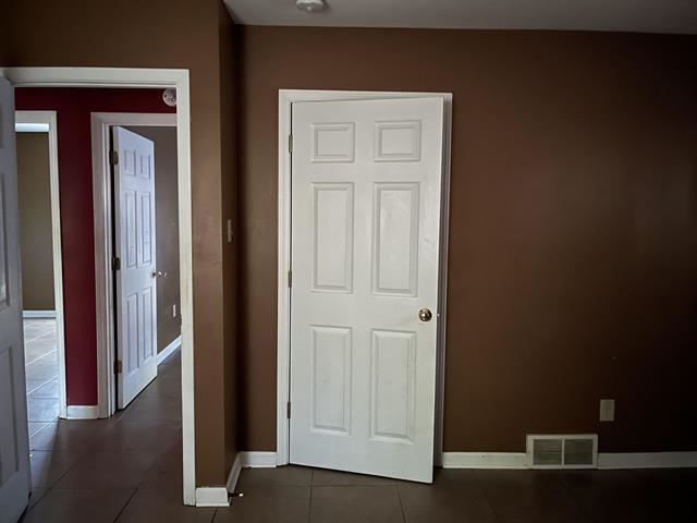 1601 Oberle Road Memphis, TN 38127 - Photo 15 of 20 a view of a hallway with wooden floor