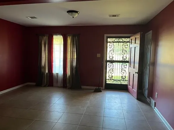 $1,000 | 1601 Oberle Road, Memphis, TN 38127