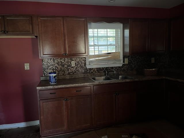 1601 Oberle Road Memphis, TN 38127 - Photo 7 of 20 a bathroom with a sink and a mirror