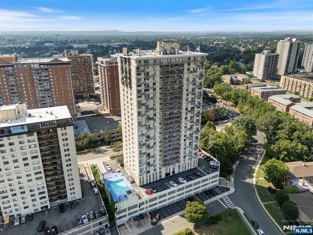 160 Overlook Avenue, Unit 7A Hackensack, NJ 07601 - Photo 16 of 46