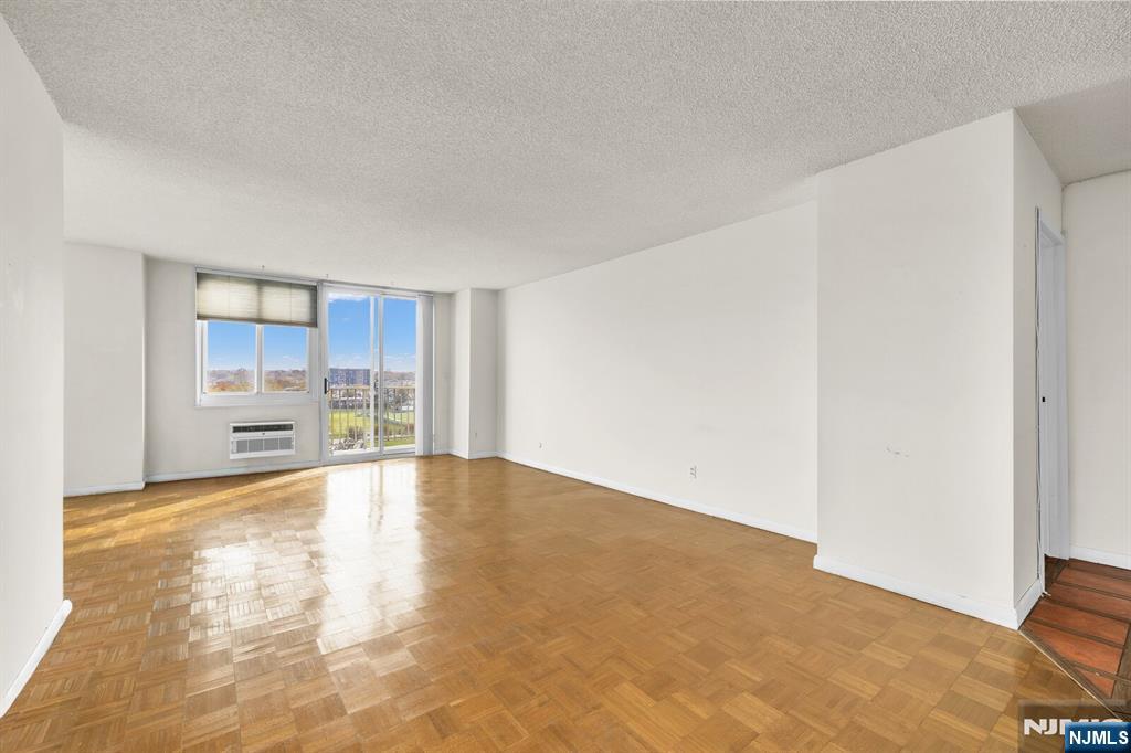 160 Overlook Avenue, Unit 7A Hackensack, NJ 07601 - Photo 25 of 46