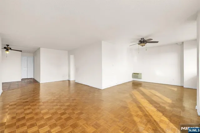 $375,000 | 160 Overlook Avenue, Unit 7A, Hackensack, NJ 07601