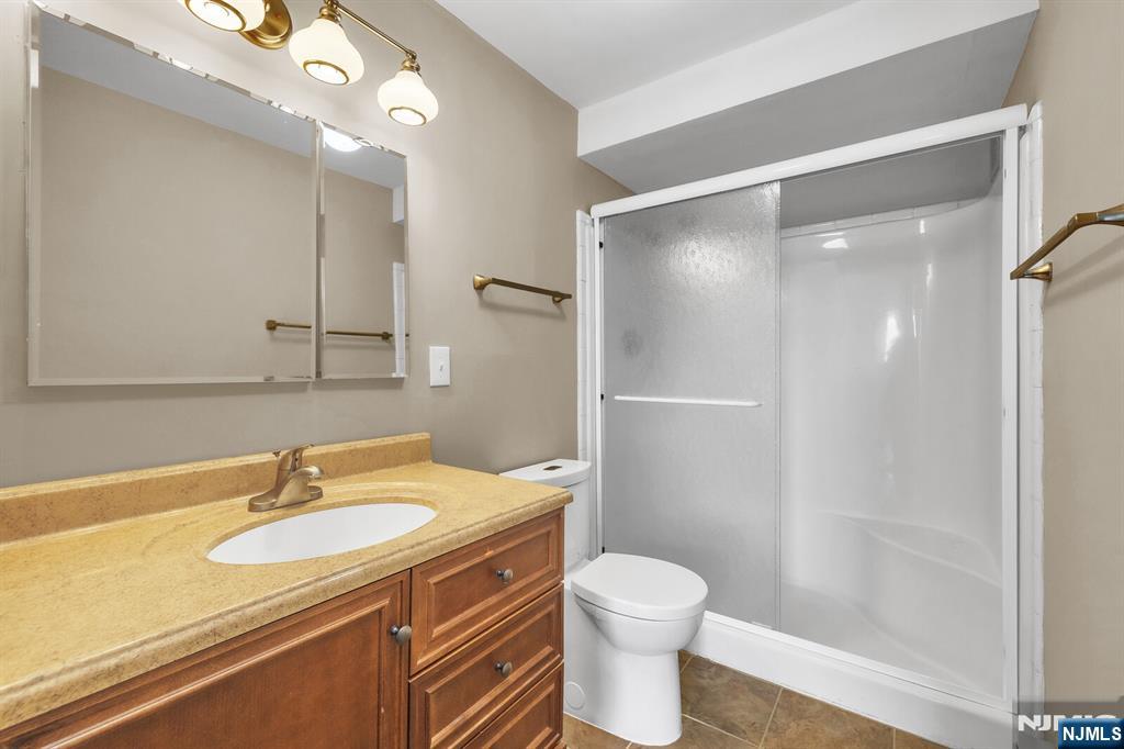 160 Overlook Avenue, Unit 7A Hackensack, NJ 07601 - Photo 39 of 46