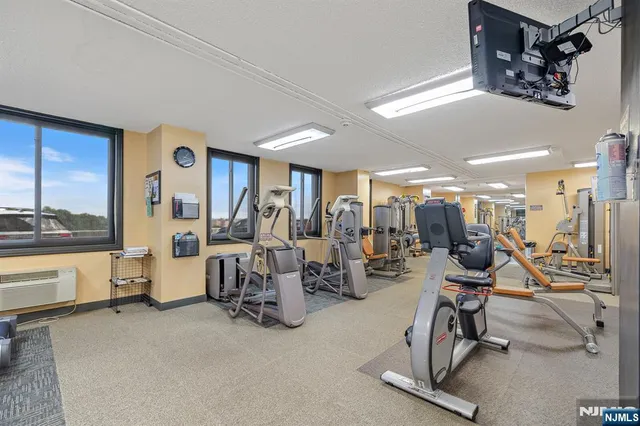 $375,000 | 160 Overlook Avenue, Unit 7A, Hackensack, NJ 07601