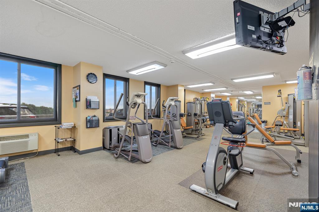 160 Overlook Avenue, Unit 7A Hackensack, NJ 07601 - Photo 8 of 46