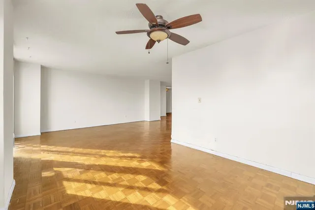 $359,000 | 160 Overlook Avenue, Unit 7A, Hackensack, NJ 07601