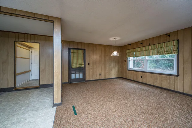 $325,000 | 207 Foxborough Road, Goose Creek, SC 29445