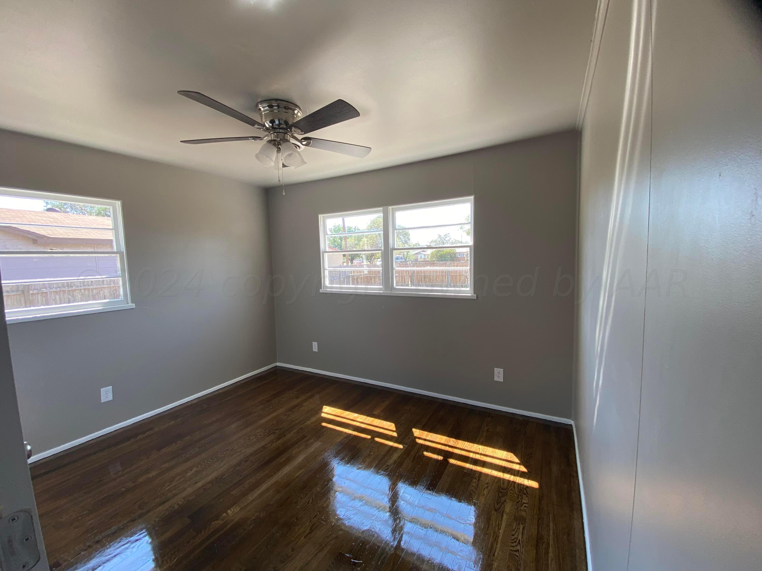 5100 Parker Street Amarillo, TX 79110 - Photo 8 of 10 IMG_5689