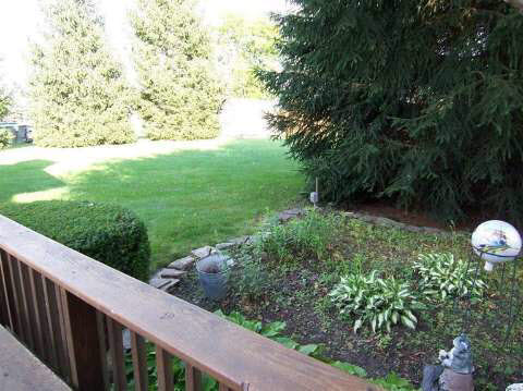 1183 Stonehenge Road Flint, MI 48532 - Photo 20 of 24 20414132-19.JPG