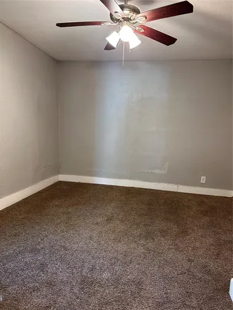 $990 | 615 South Throckmorton Street, Sherman, TX 75090