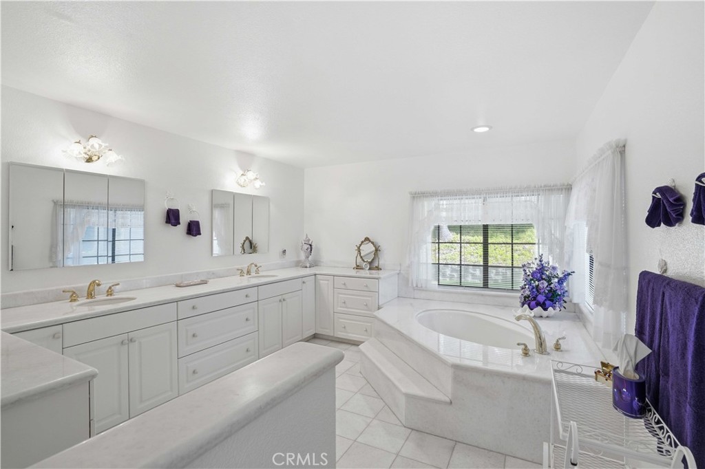 30414 Sloan Canyon Road Castaic, CA 91384 - Photo 23 of 70 Primary Bathroom 2