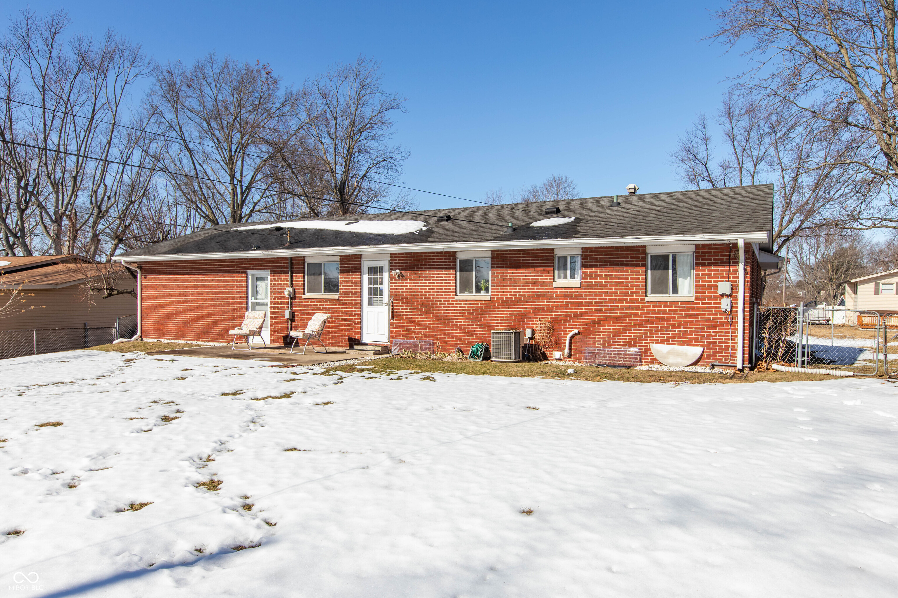 4211 31st Street Columbus, IN 47203 - Photo 28 of 30