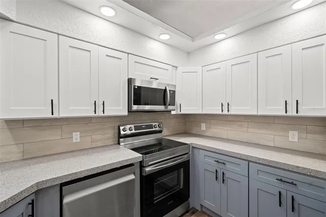 $342,500 | 11215 Addison Street, Spring Hill, FL 34609