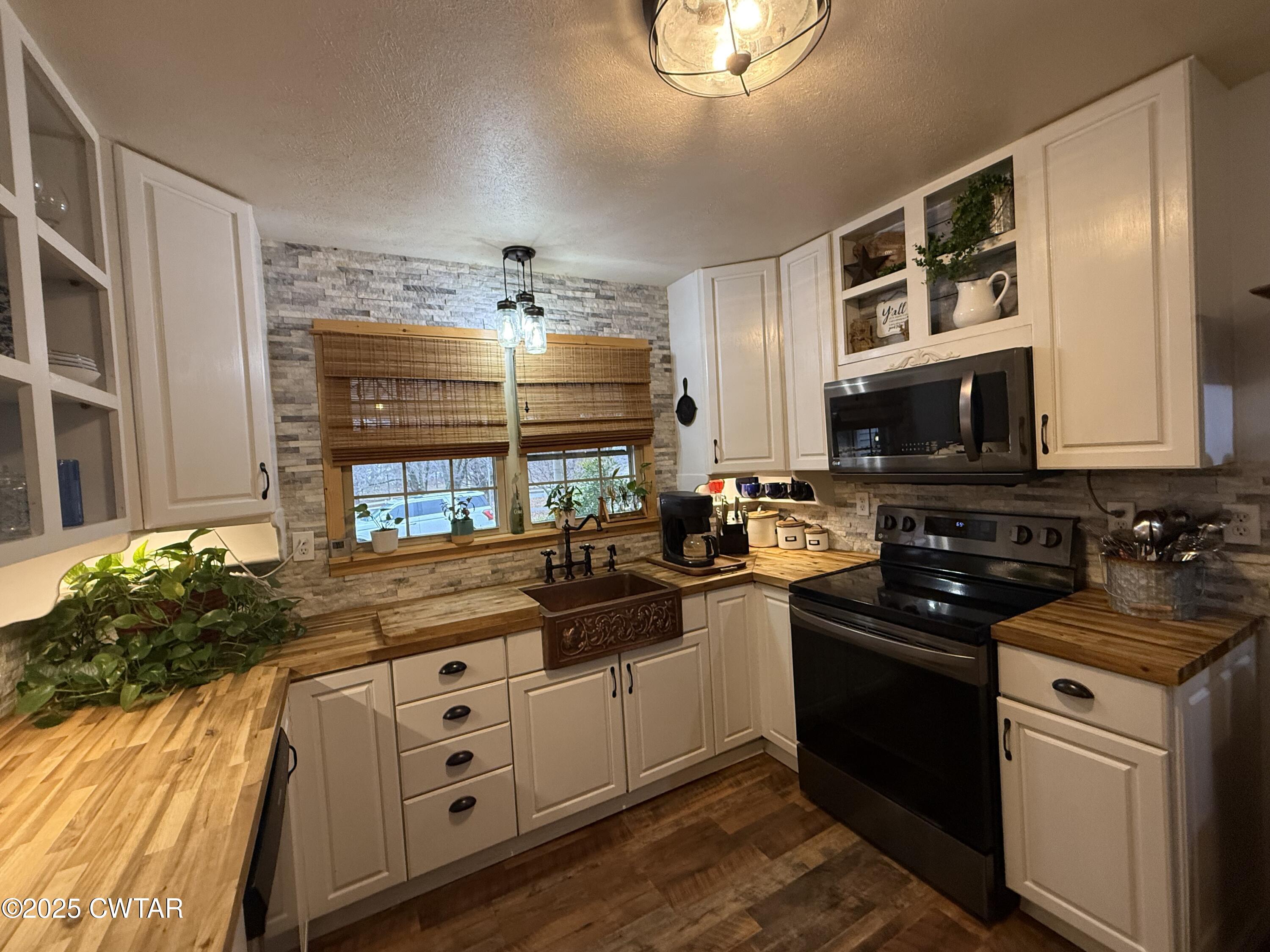 4972 Claude Tucker Road Union City, TN 38261 - Photo 8 of 29 IMG_0342