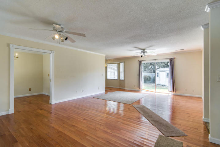 130 Tall Pines Road Ladson, SC 29456 - Photo 5 of 17 720a