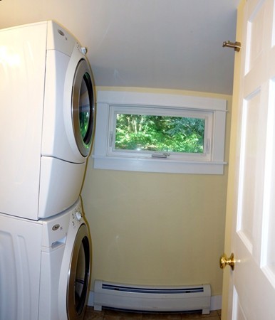 62 Triangle Street Amherst, MA 01002 - Photo 8 of 17 Gallery Image 8