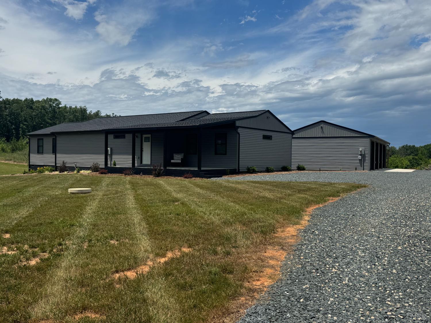 3941 Promise Land Road Appomattox, VA 24522 - Photo 2 of 25