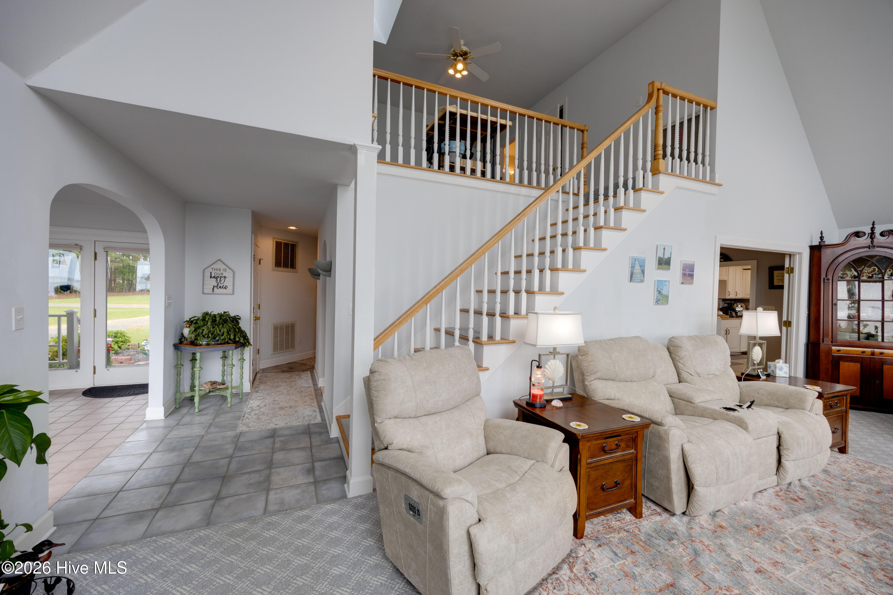 556 Mallard Cove Roper, NC 27970 - Photo 13 of 41 13- Living Room