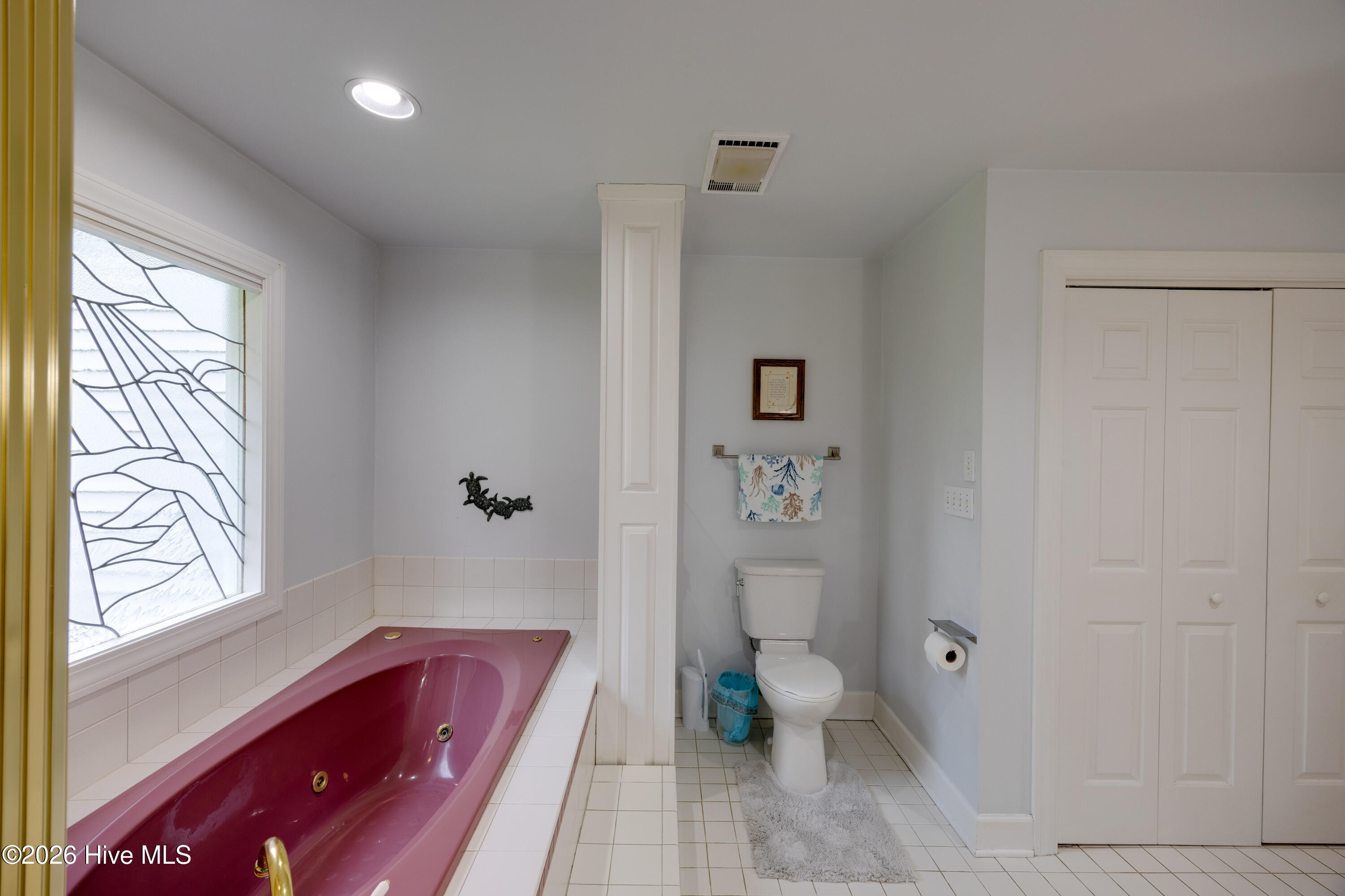 556 Mallard Cove Roper, NC 27970 - Photo 23 of 41 23- Master Bathroom