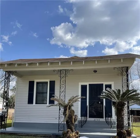 $1,750 | 2754 Jasmine Street, New Orleans, LA 70122