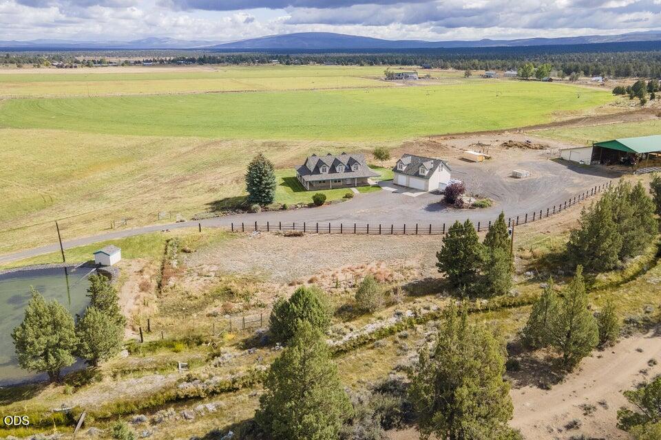 24585 Dodds Road Bend, OR 97701 - Photo 82 of 114