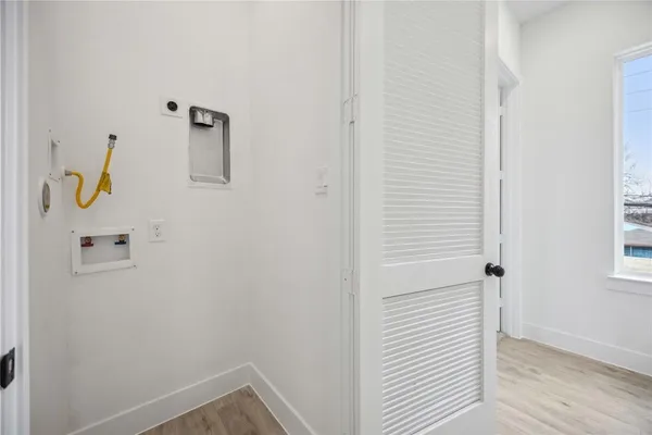 $2,200 | 8103 Calhoun Road, Houston, TX 77051