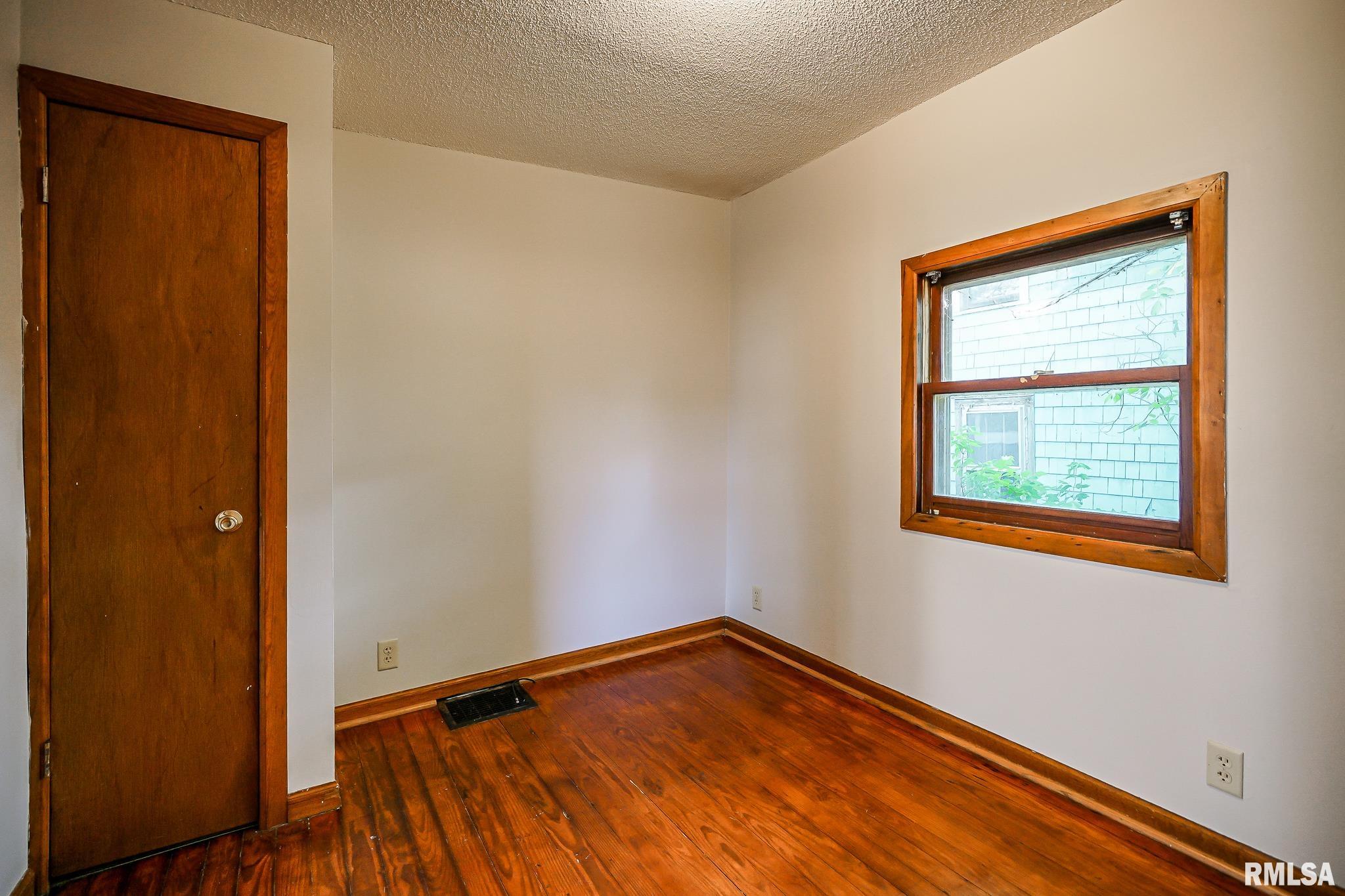 238 Cooper Street Pekin, IL 61554 - Photo 11 of 26
