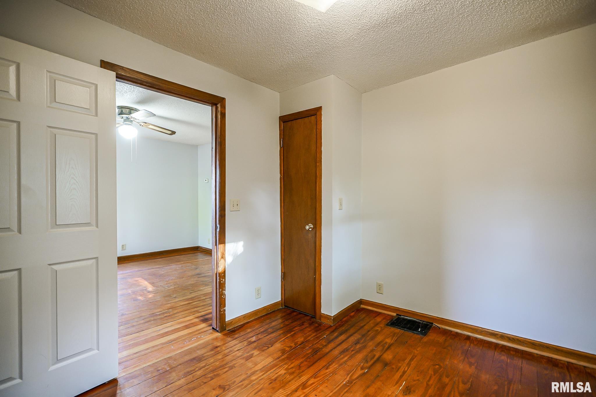 238 Cooper Street Pekin, IL 61554 - Photo 12 of 26