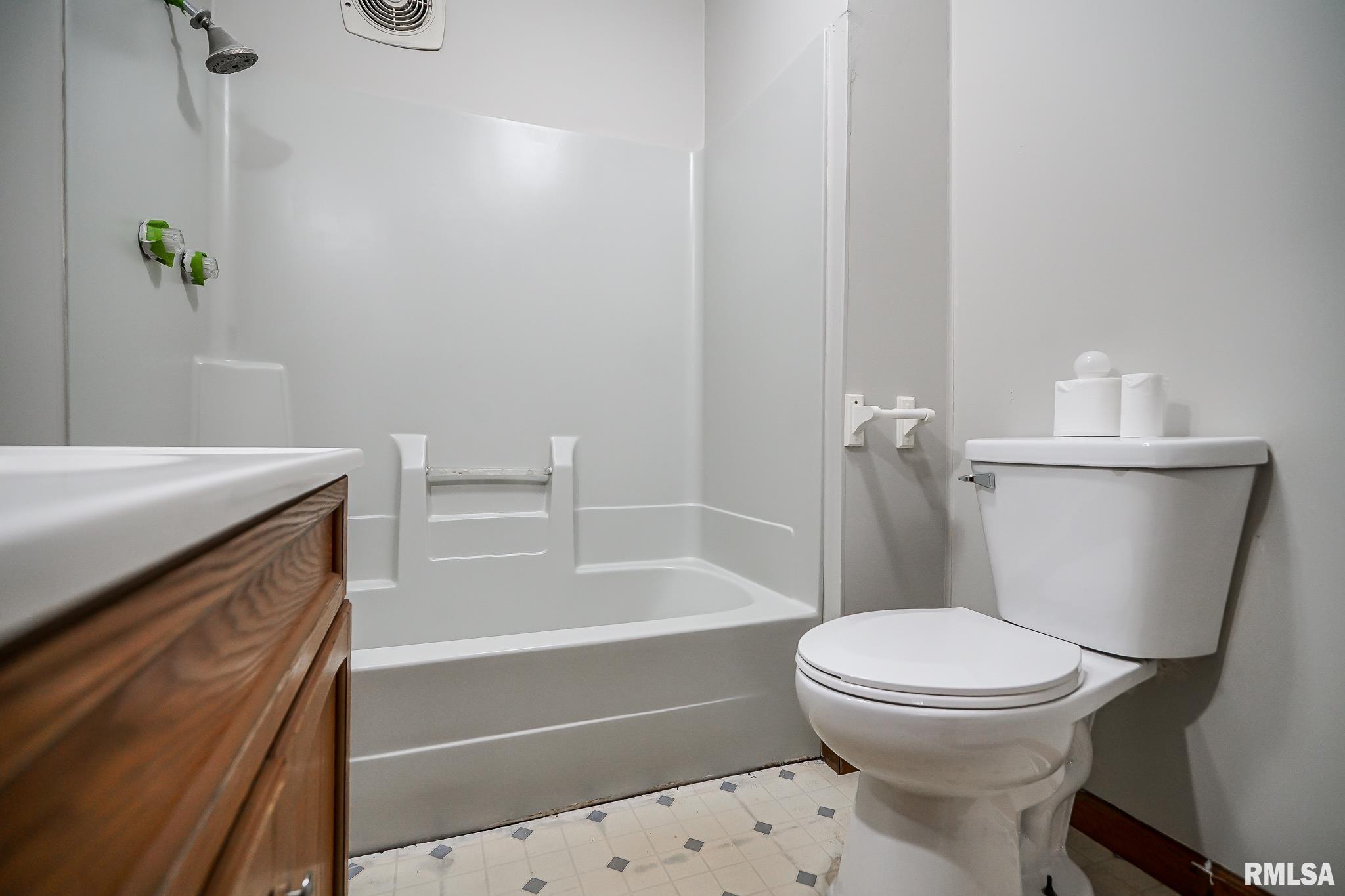 238 Cooper Street Pekin, IL 61554 - Photo 19 of 26