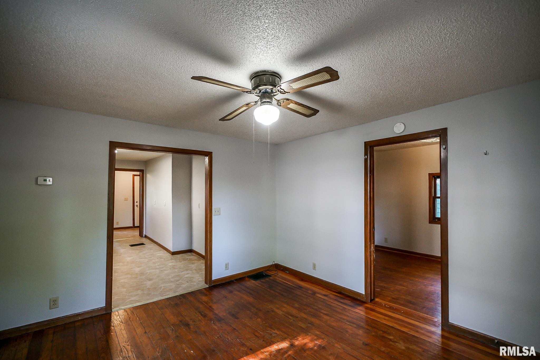 238 Cooper Street Pekin, IL 61554 - Photo 6 of 26