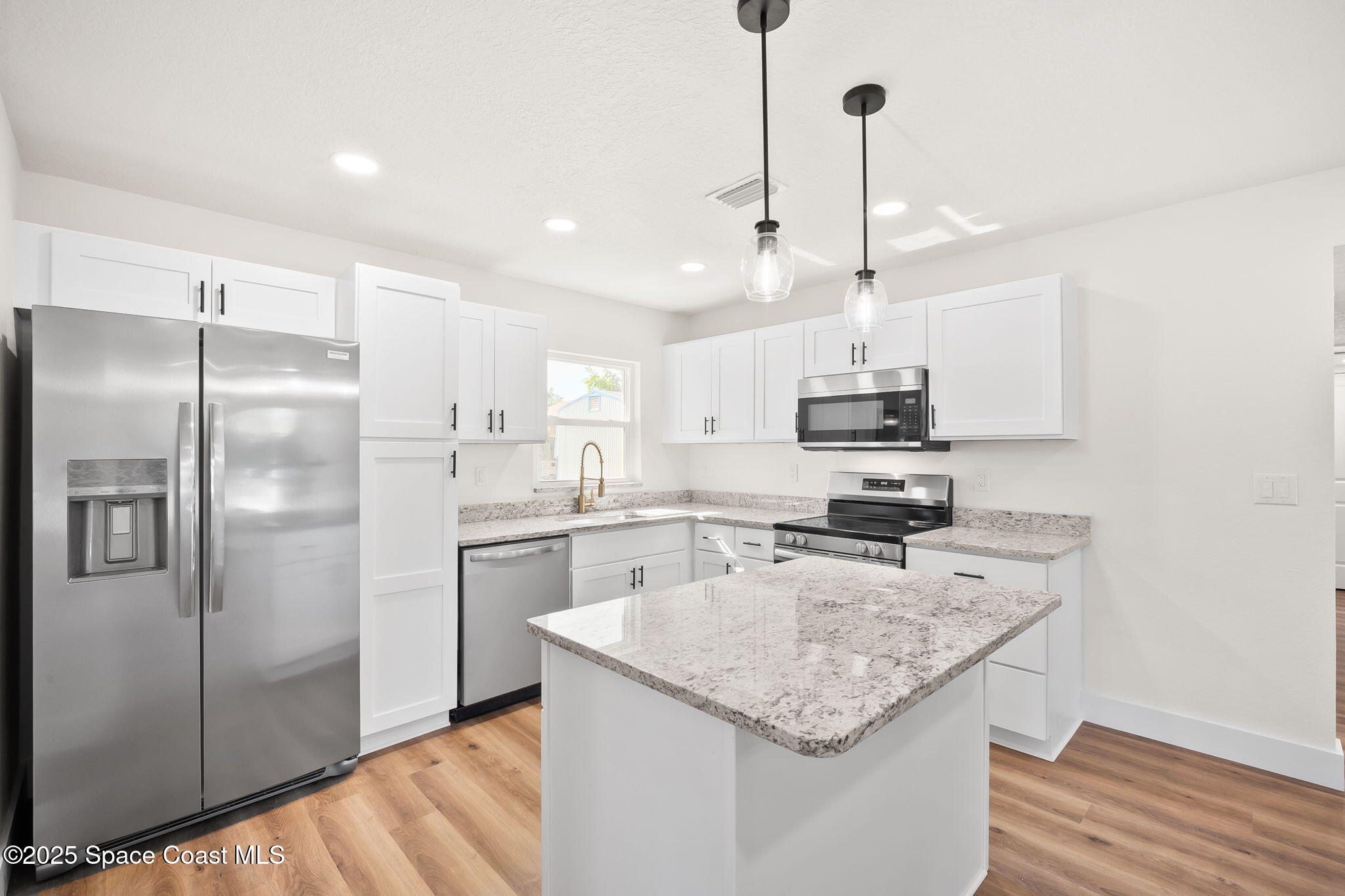 1809 Jackson Avenue Melbourne, FL 32935 - Photo 6 of 37 16-web-or-mls-KITE.84