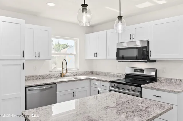 $309,000 | 1809 Jackson Avenue, Melbourne, FL 32935