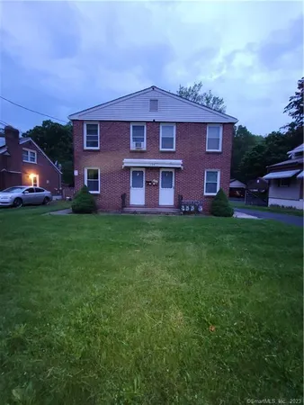 $1,400 | 134 Fowler Ave Extension, Unit 1S, Meriden, CT 06451