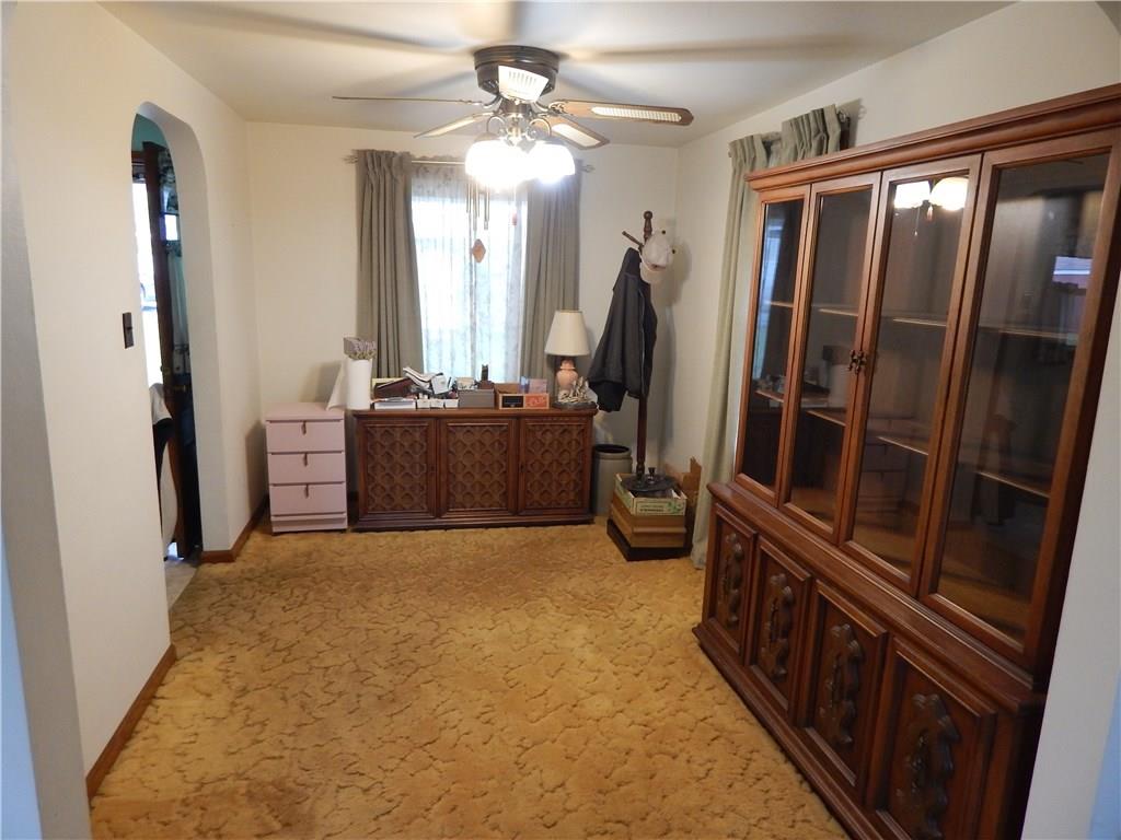 255 Evans City Road Butler, PA 16001 - Photo 8 of 24 Dining Room