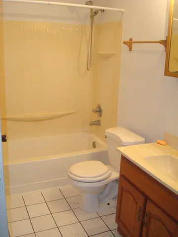 $1,500 | 366 Wilmot Avenue, Twin Lakes, WI 53181