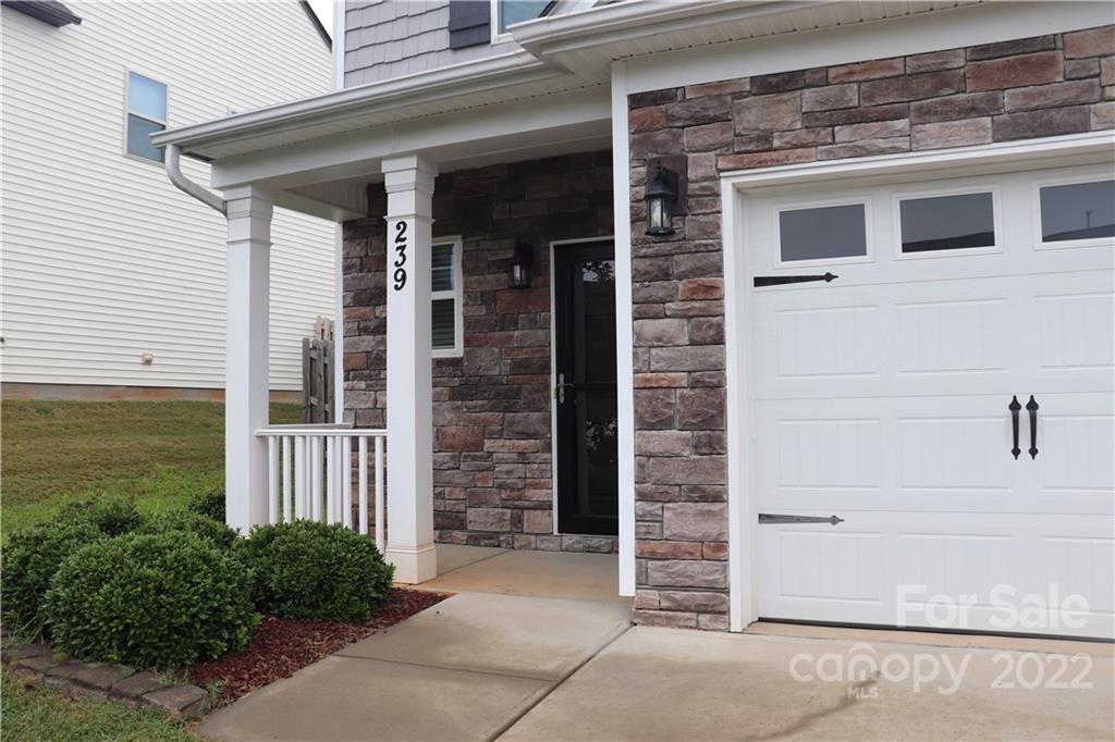 239 Elrosa Road Mooresville, NC 28115 - Photo 2 of 25