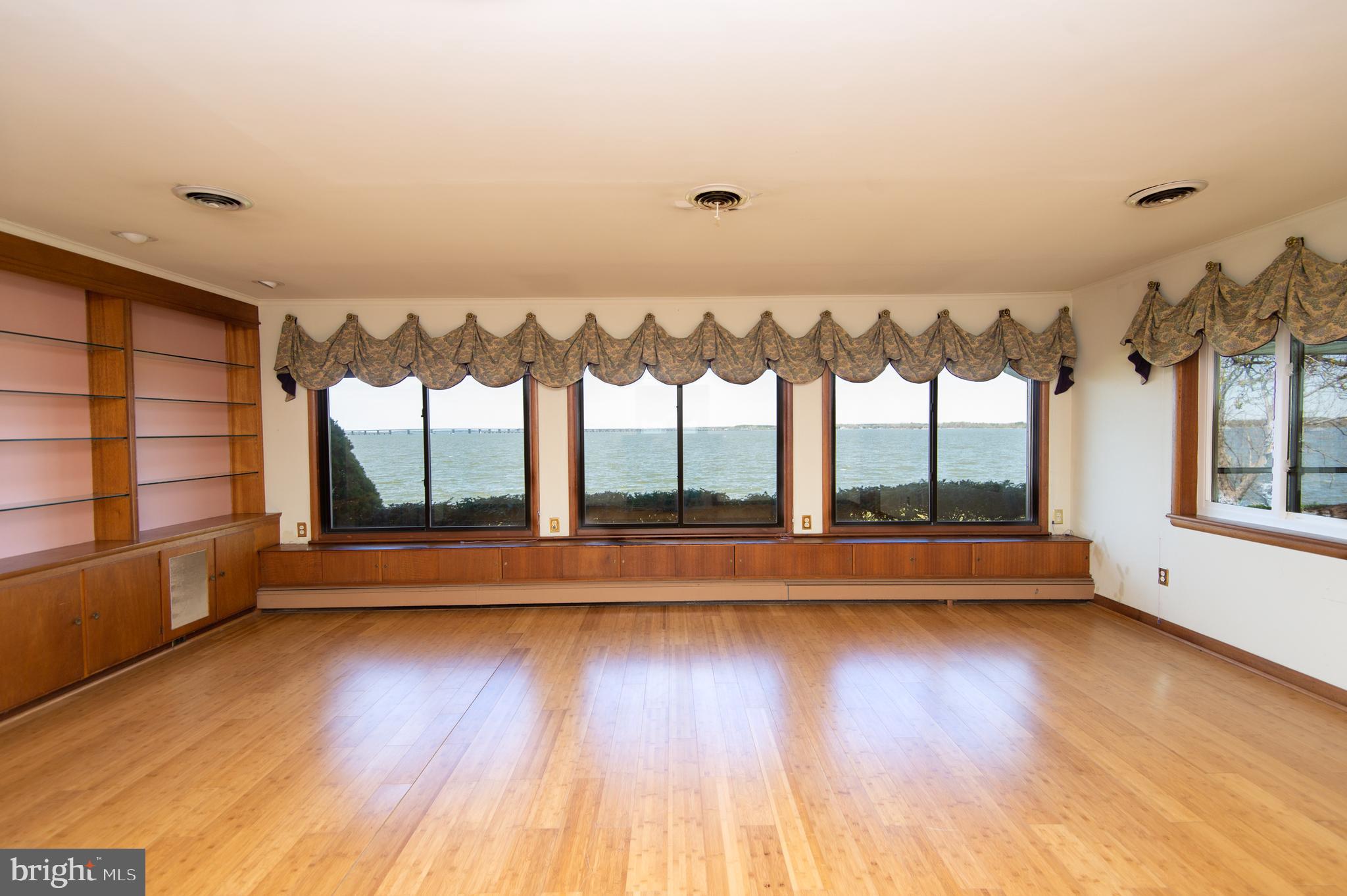 5452 Tates Bank Road Cambridge, MD 21613 - Photo 15 of 64 Living Room with Spectacular Water Views