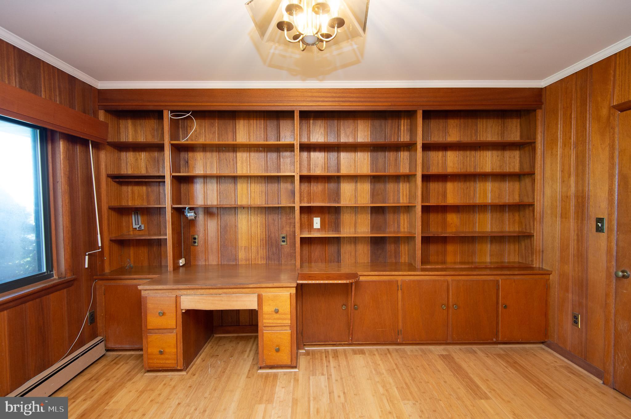 5452 Tates Bank Road Cambridge, MD 21613 - Photo 25 of 64 Bedroom #2 with built-in bookcases